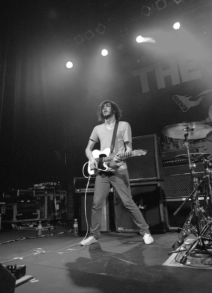 Twin Atlantic performing live